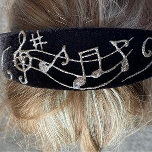 Velvet hair band. Stretchy